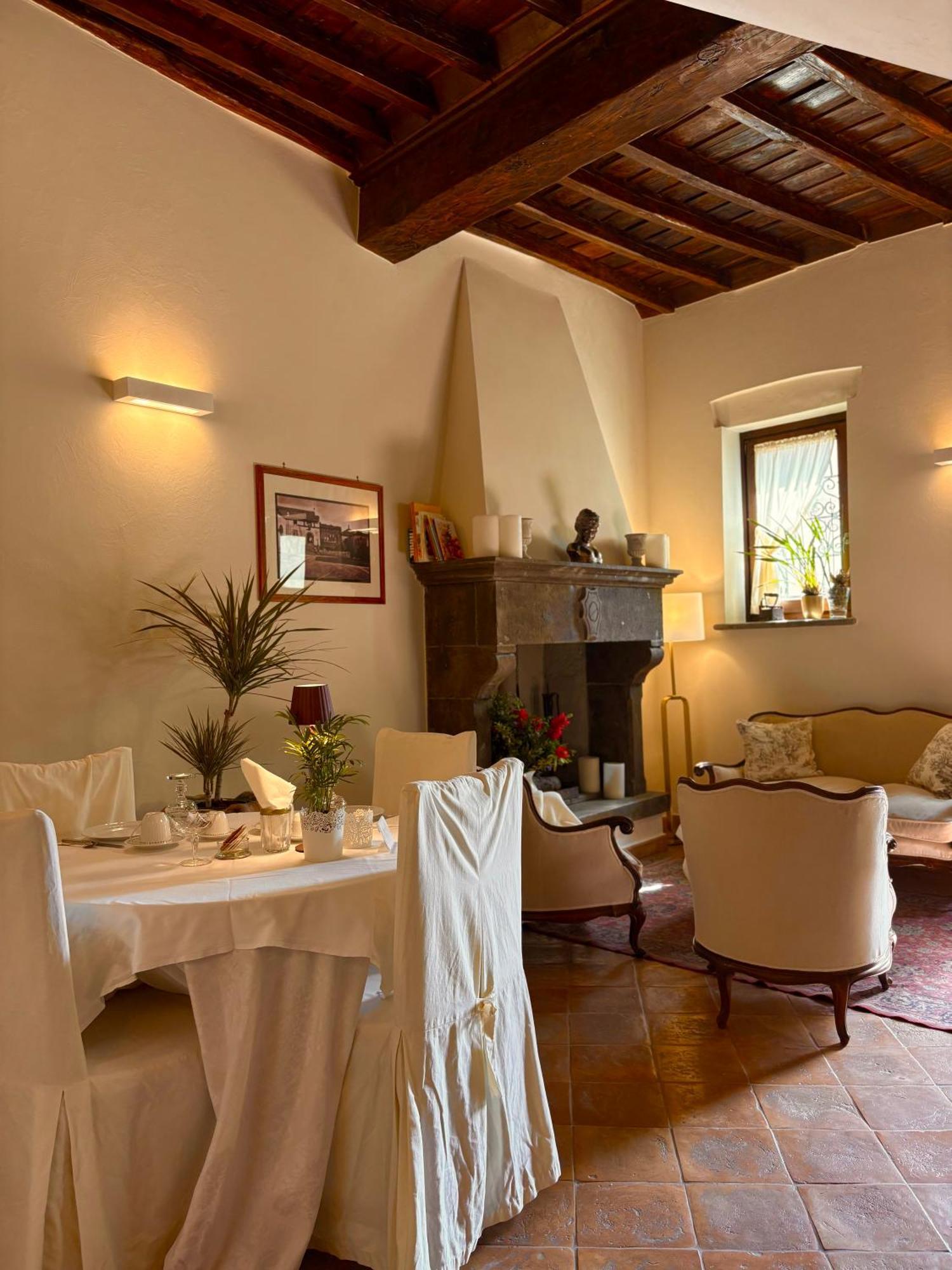 Hotel L'Archetto Dimora Storica Viterbo Esterno foto