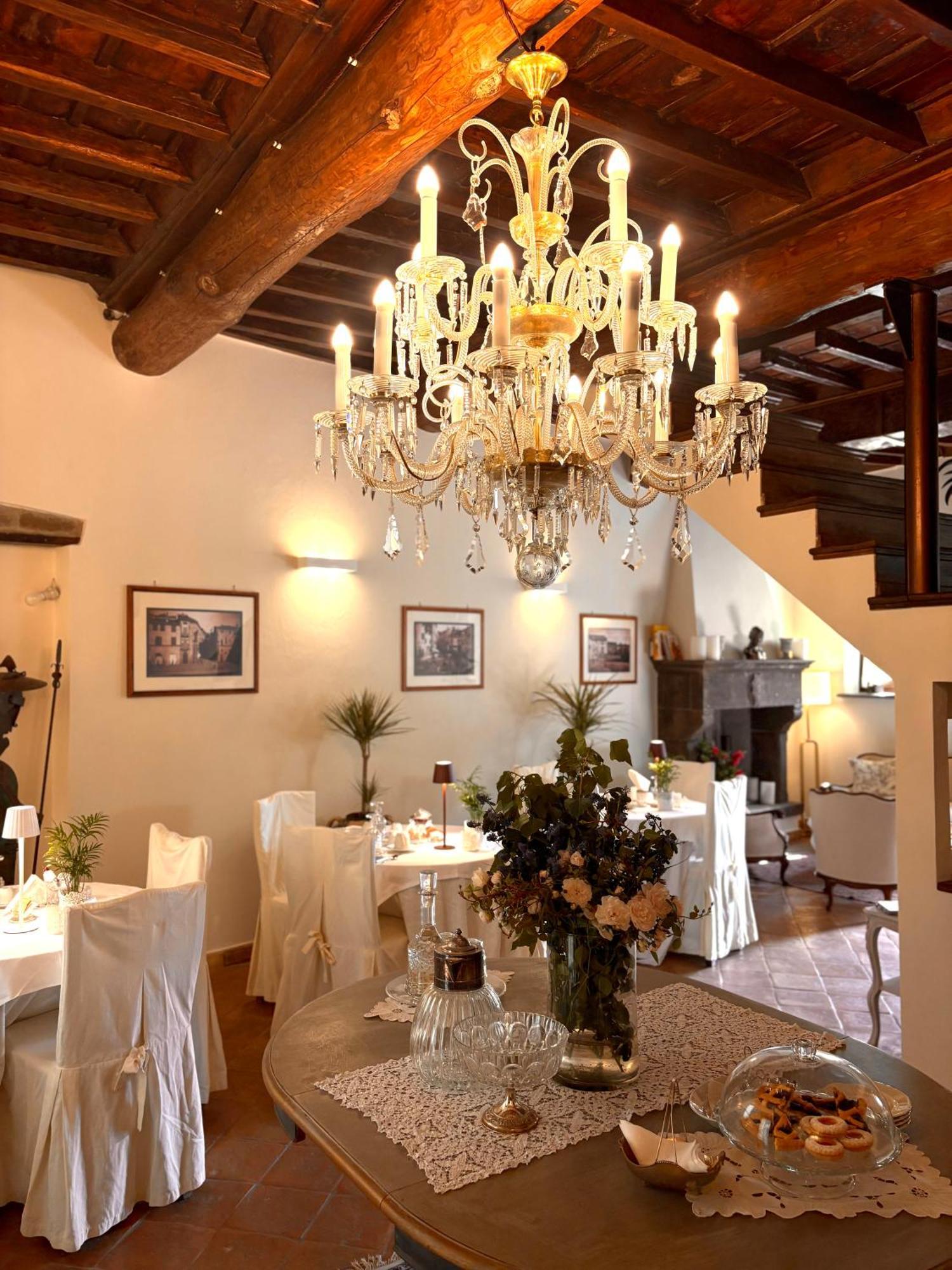 Hotel L'Archetto Dimora Storica Viterbo Esterno foto